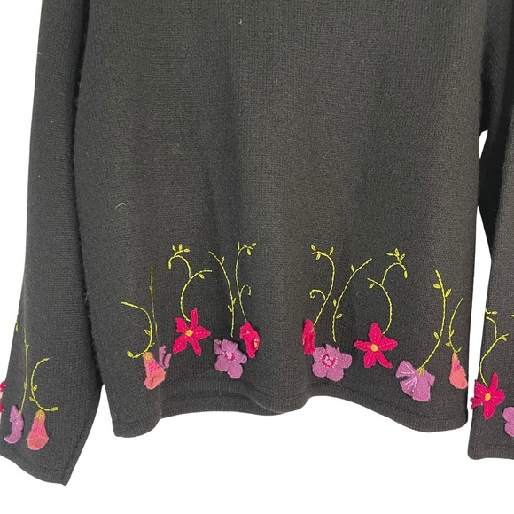 Vintage 100% Black Wool Cardigan with Floral Embroidery Abalone Buttons  Sz PM - Picture 3 of 11